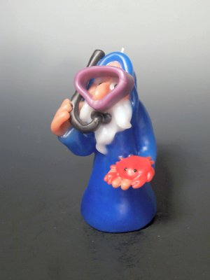 Snorkeling Dwarf with Crab