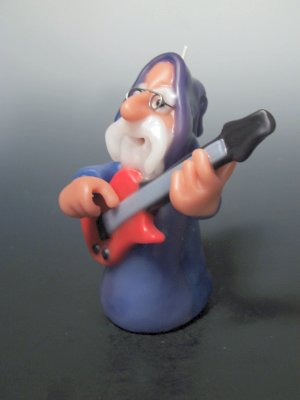 Dwarf with a Electric Guitar
